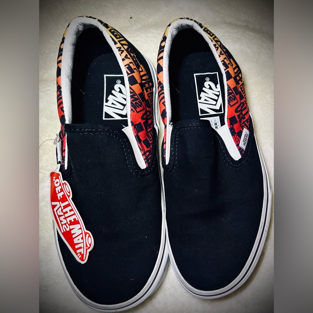 Vans - Picture 3 of 3